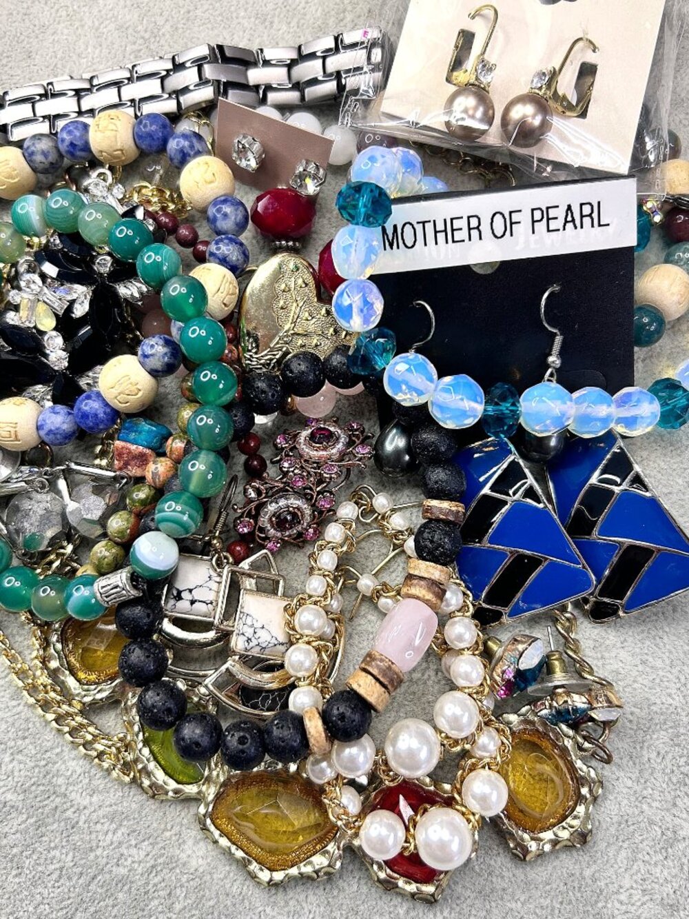 JEWELRY 6 Live Notification๐CuratedByChrys Like to be notified when I go LIVE๐